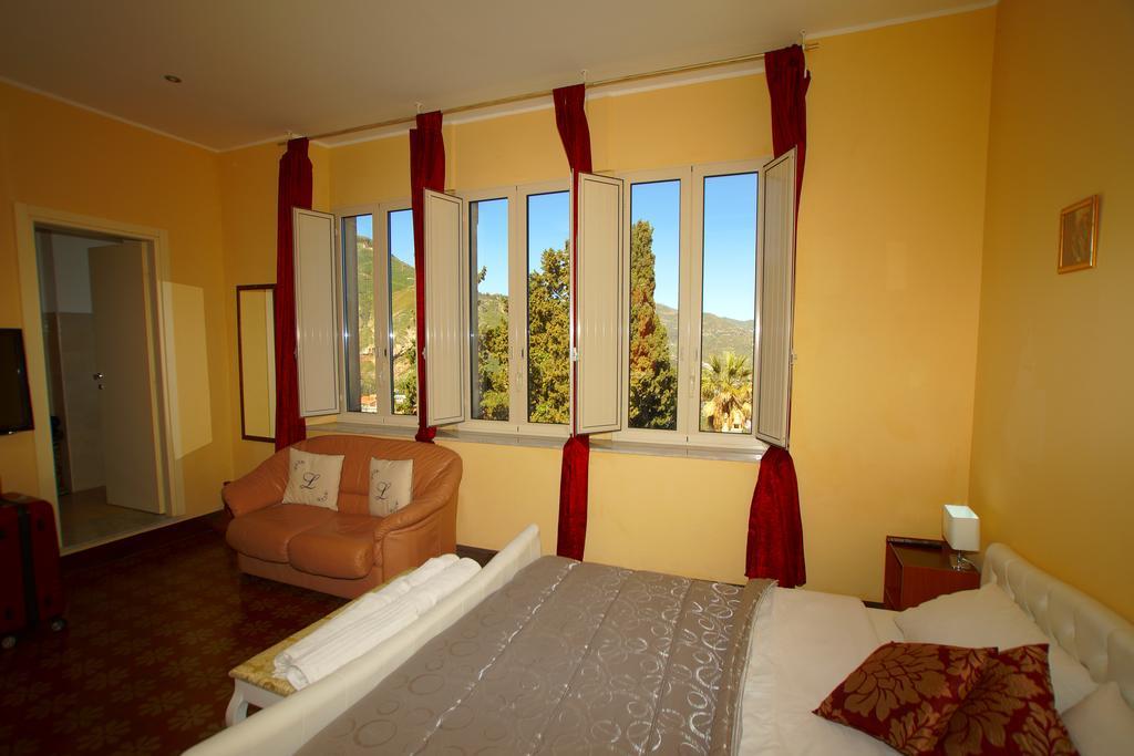 Bed and Breakfast Casa Lanfranchi Таорміна Екстер'єр фото